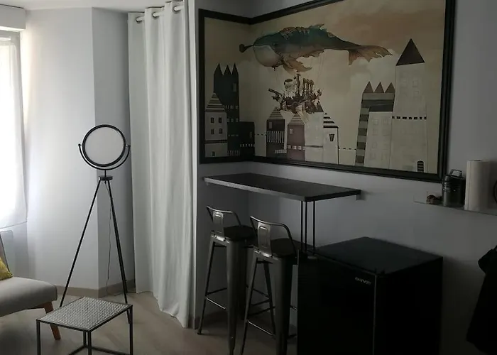 Au Coeur De L'hyper Centre * קאין